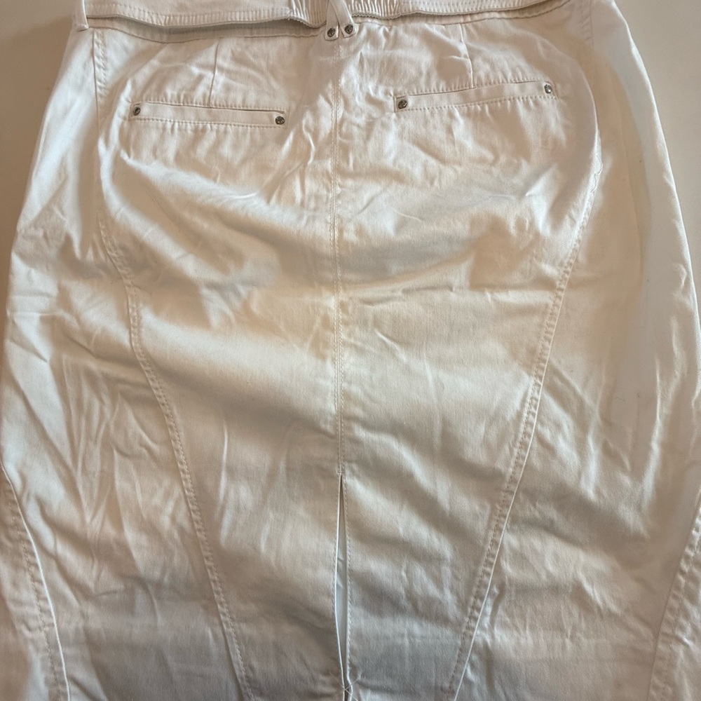 White House Black Market White Skirt - Picture 8 of 11